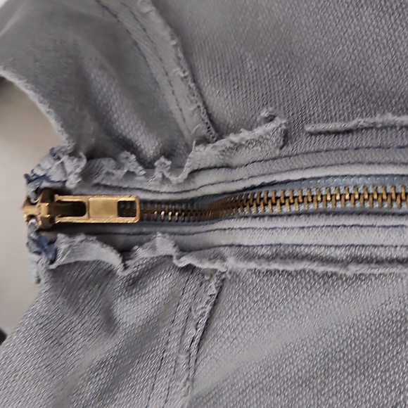 We The Free NWT Cropped Top - Picture 2 of 8